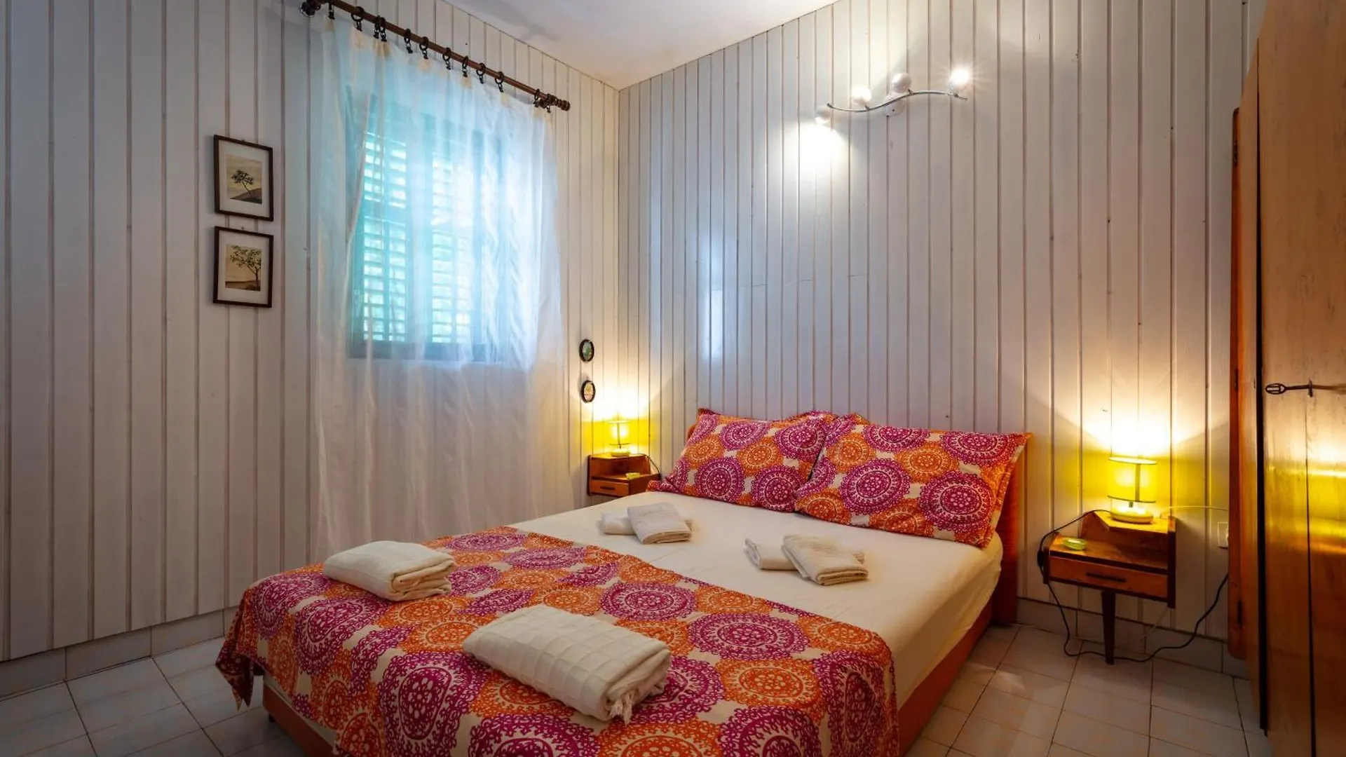 Ferienhaus In Okrug Gornji Mit Grill Und Terrasse Traù Casa vacanze